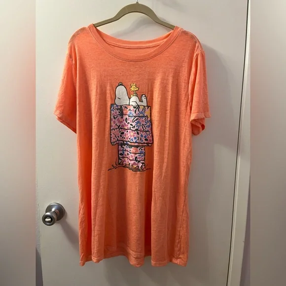 PEANUTS Pink/Coral Peanuts Graphic Tee SIZE 14/16 PTP 26-33 NWOT - Picture 1 of 4